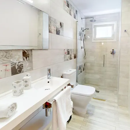 Net Planta Baja 50m De La Playa By Family Homes Dénia