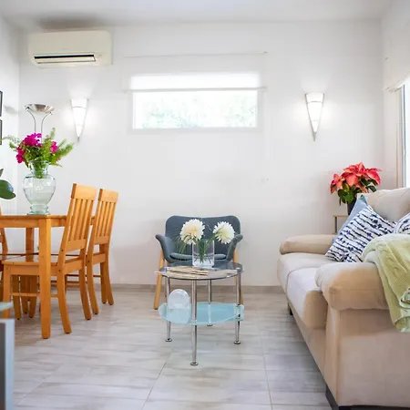 Apartamento Net Denia Planta Baja 50M De La Playa By Family Homes شقة دينايا