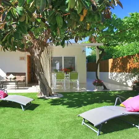 Net Planta Baja 50m De La Playa By Family Homes *